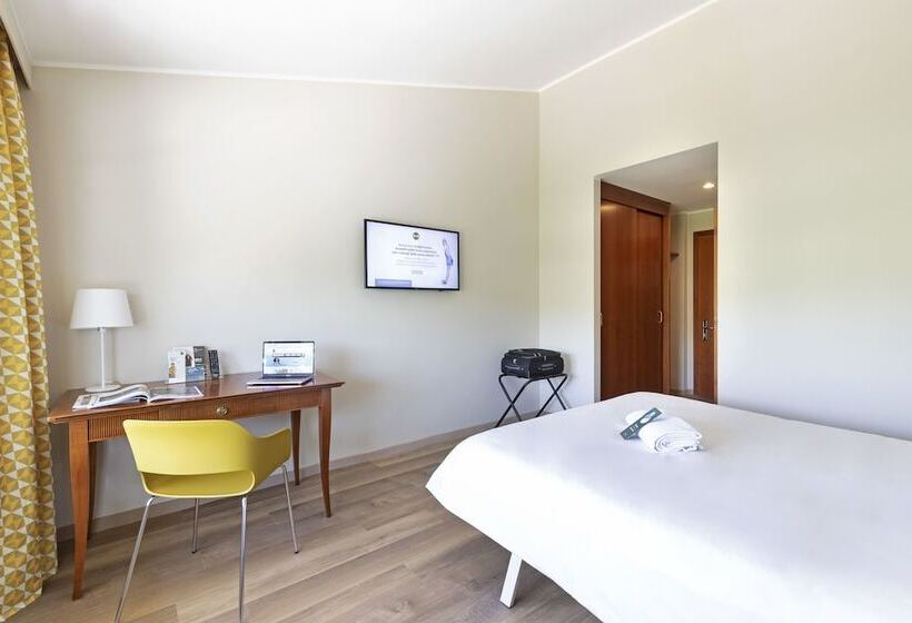Номер Стандарт, B&b Hotel Affi   Lago Di Garda