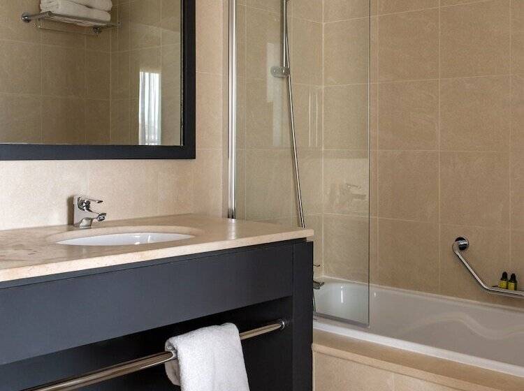 Люкс с Террасой, New Hotel Of Marseille   Vieux Port
