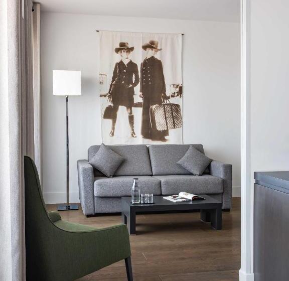 Люкс с Террасой, New Hotel Of Marseille   Vieux Port