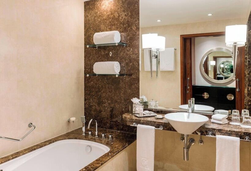 Номер Deluxe, Grosvenor House, A Luxury Collection Hotel, Dubai