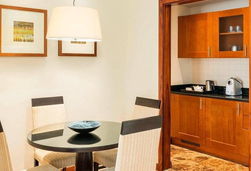 Люкс Повышенной Комфортности, Grosvenor House, A Luxury Collection Hotel, Dubai