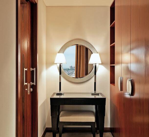 Люкс Премиум, Grosvenor House, A Luxury Collection Hotel, Dubai
