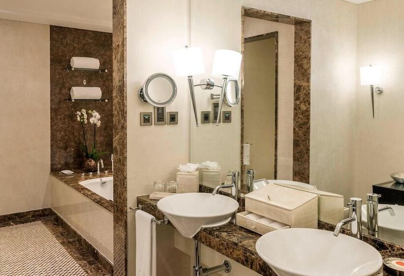 Люкс Премиум, Grosvenor House, A Luxury Collection Hotel, Dubai