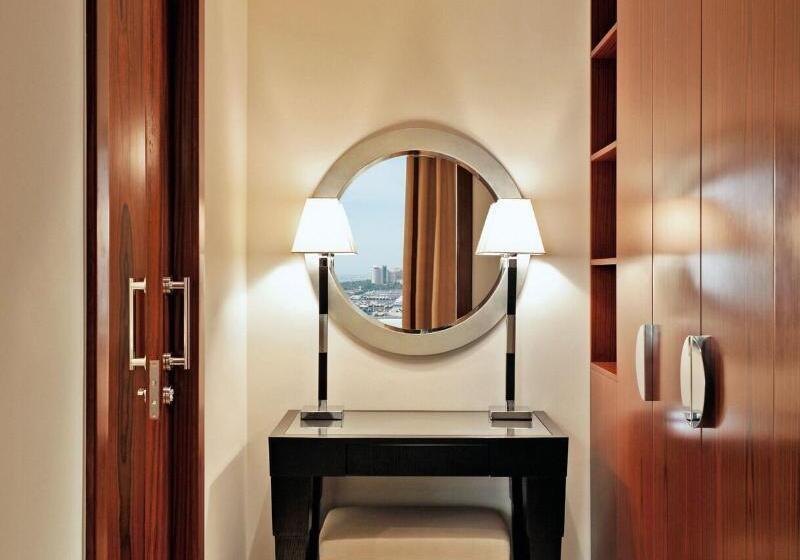 Люкс Премиум, Grosvenor House, A Luxury Collection Hotel, Dubai