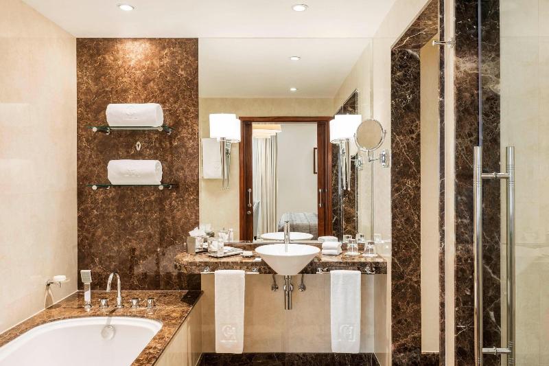Люкс Deluxe Кровать Кинг, Grosvenor House, A Luxury Collection Hotel, Dubai
