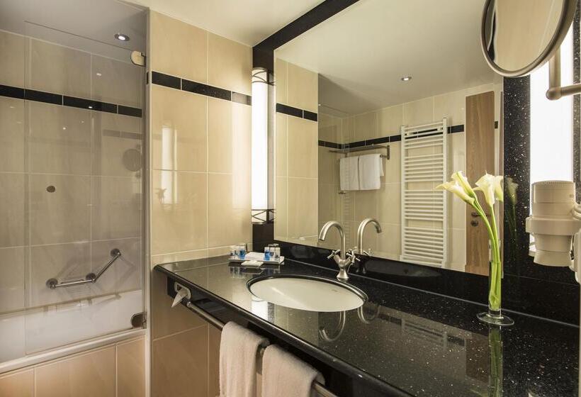 Номер Superior, Maritim Hotel Dresden