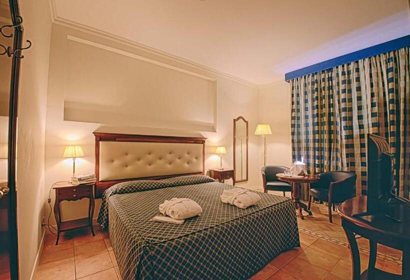 ファミリールーム, Capo Dei Greci Taormina Coast Resort Hotel & Spa
