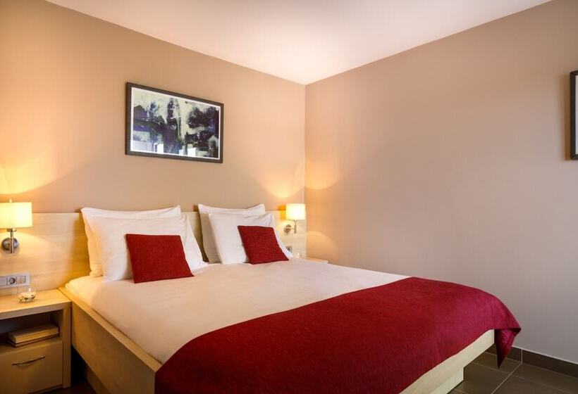 Полулюкс, San Marino Resort