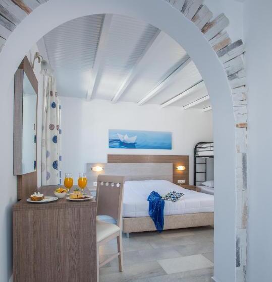 Четырехместный Номер Стандарт, Naxos Holidays