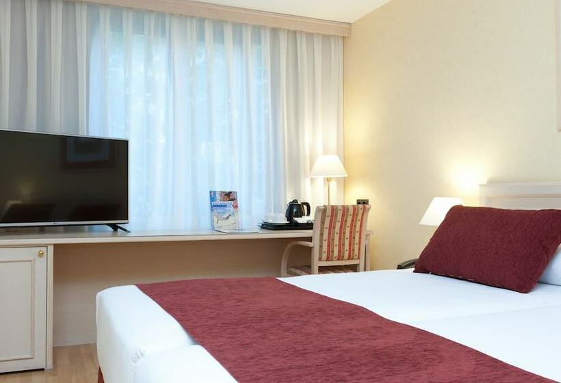 Standard Room, Luze Castellana
