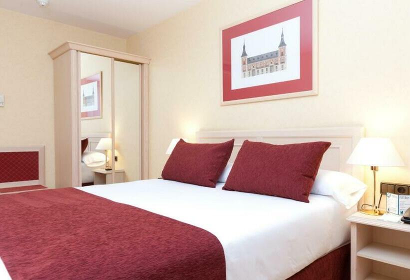 Standard Room King Size Bed, Luze Castellana