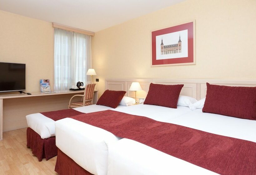 Standard Triple Room, Luze Castellana