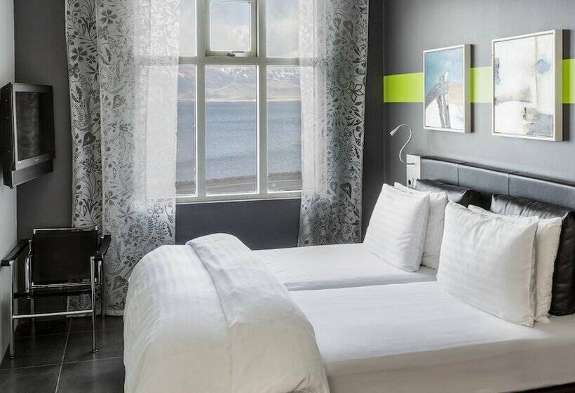 اتاق استاندارد با چشم‌انداز دریا, Center Hotels Arnarhvoll