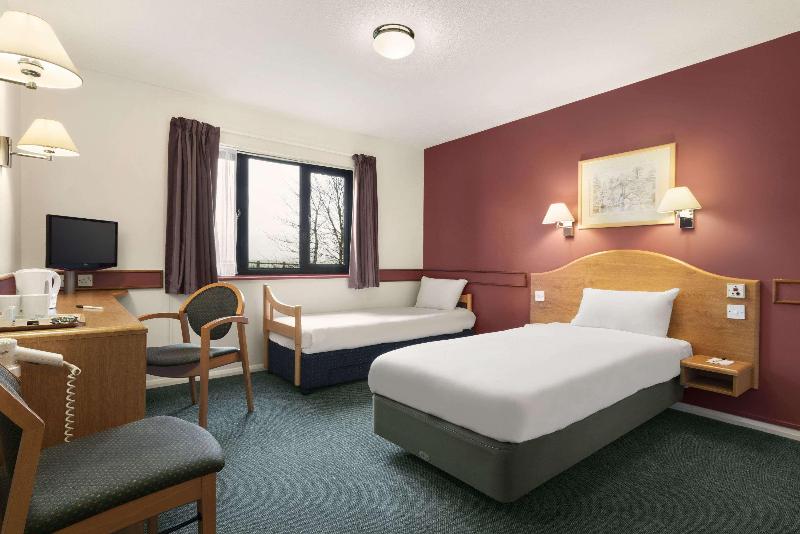 Номер Стандарт, Days Inn Hotel Abington   Glasgow