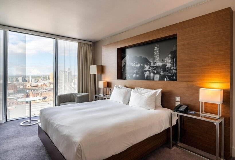 חדר דלוקס מותאם לאנשים עם מוגבלויות, Hilton Manchester Deansgate