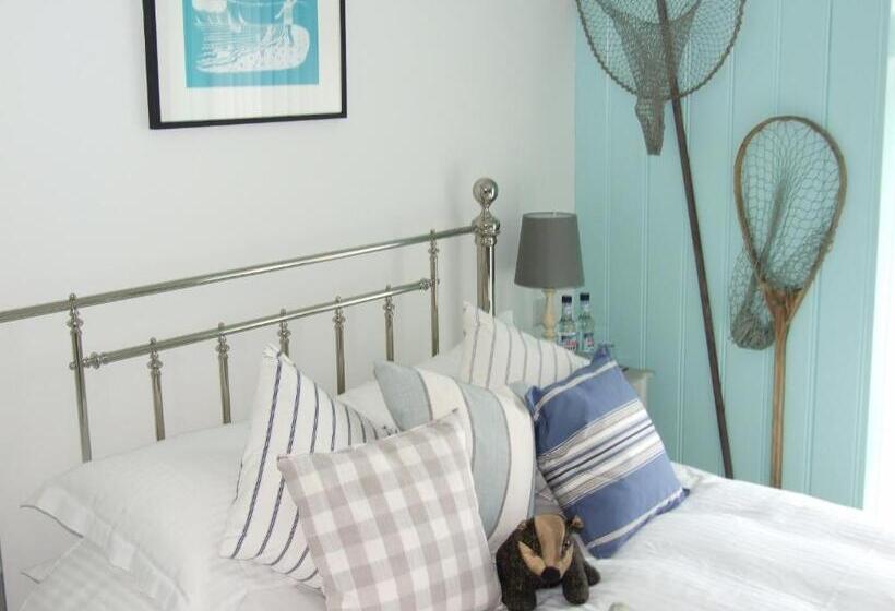 Номер Стандарт Вид на Море, Lulworth Cove Inn