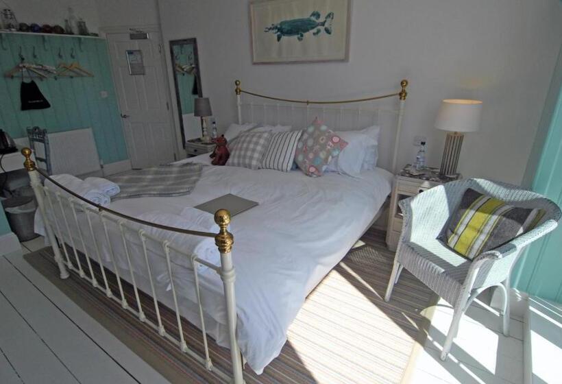 Номер Superior, Lulworth Cove Inn