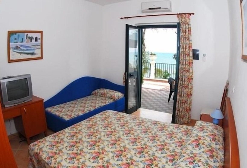 Четырехместный Номер Стандарт, Residence Tramonto