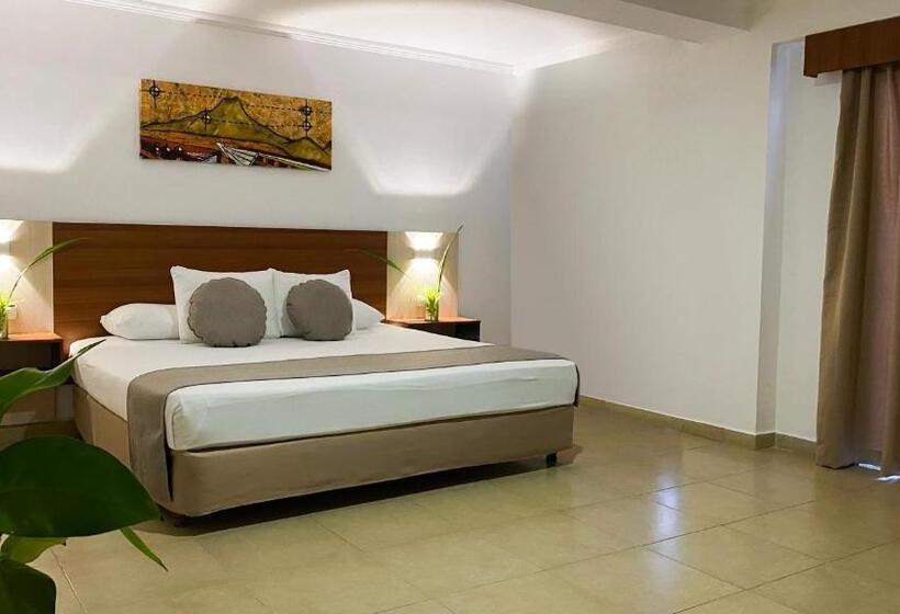اتاق لوکس با تخت بزرگ, Sunsol Isla Caribe
