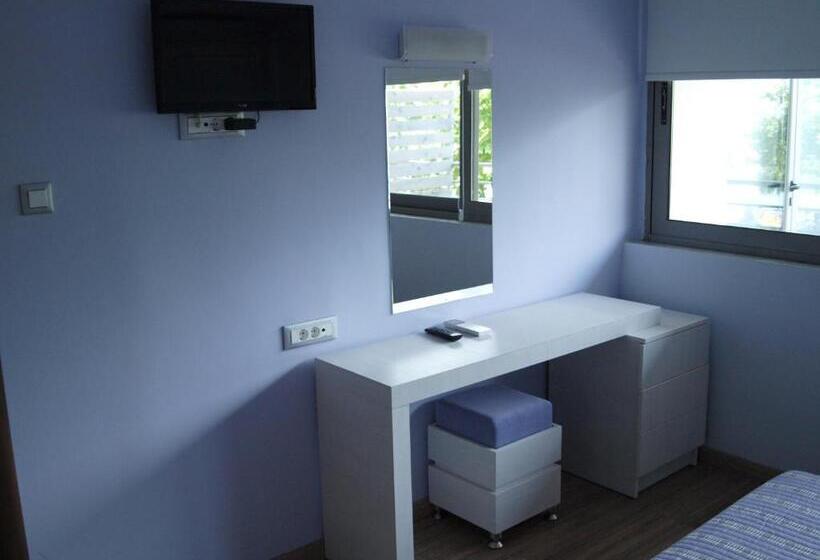 Suíte de 2 Quartos com Vista do Mar, Triton Boutique
