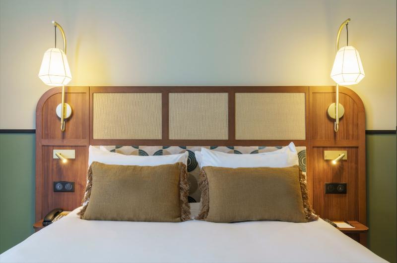Номер Стандарт, Voco Paris   Porte De Clichy, An Ihg