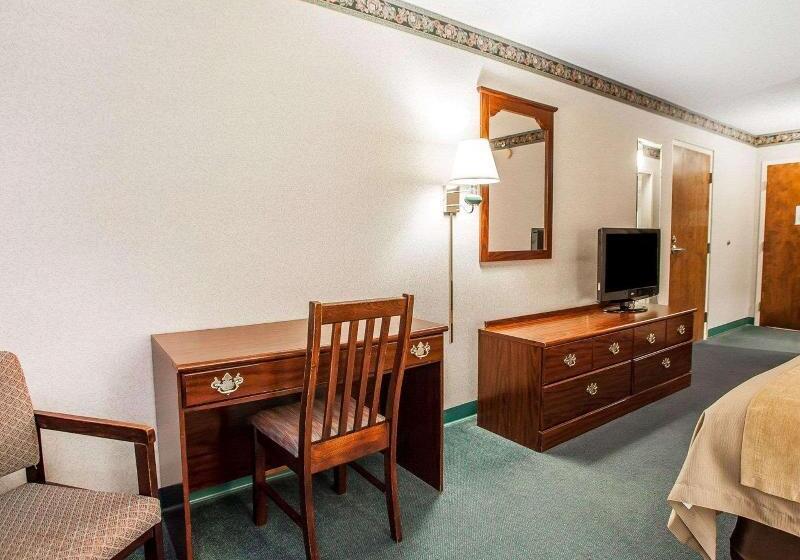 Номер Стандарт Адаптированный для Инвалидов, Voco Paris   Porte De Clichy, An Ihg