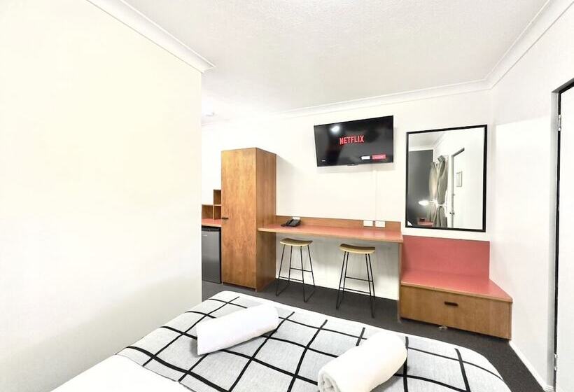 Семейный Номер, Mackay Resort Motel
