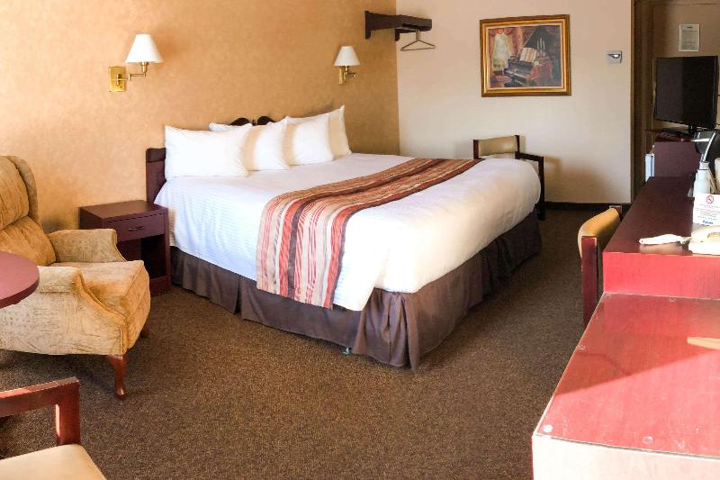 标准间, Days Inn Michaelwood M5