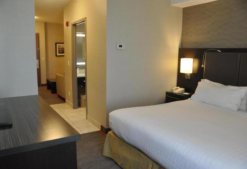 스위트 킹사이즈 침대, Holiday Inn Express Hotel & Suites Barrie, An Ihg