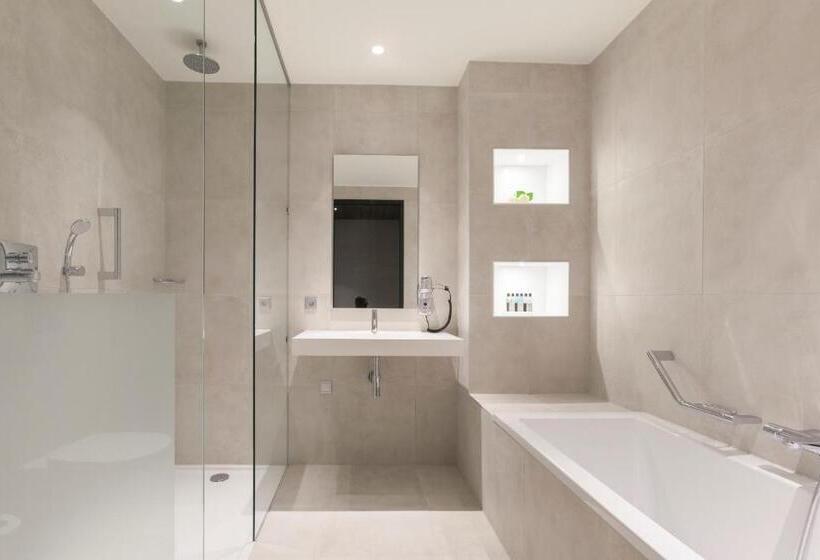 Номер Superior, Van Der Valk Hotel Hengelo