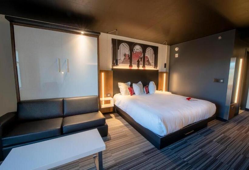 اتاق سوپریور چهار تخته, Grand Times Hotel – Aeroport De Quebec