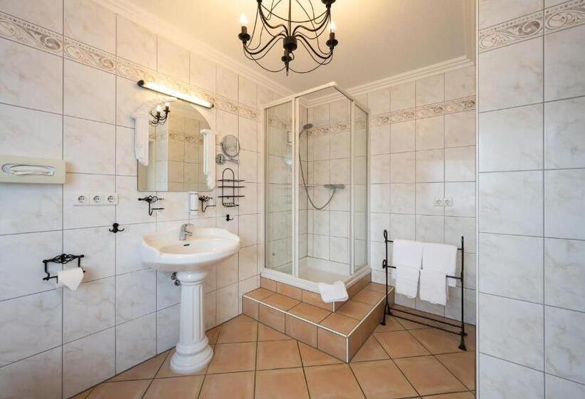 Номер Стандарт, Ambient Hotel Am Europakanal