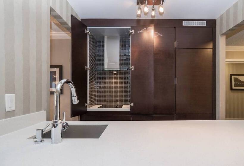 デラックススイート２ベッドルーム, La Grande Residence At The Sutton Place