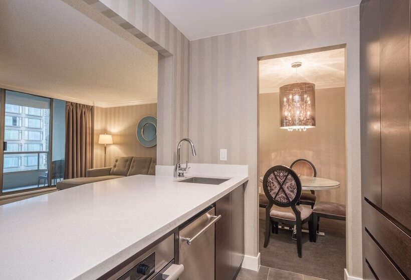 デラックススイート, La Grande Residence At The Sutton Place