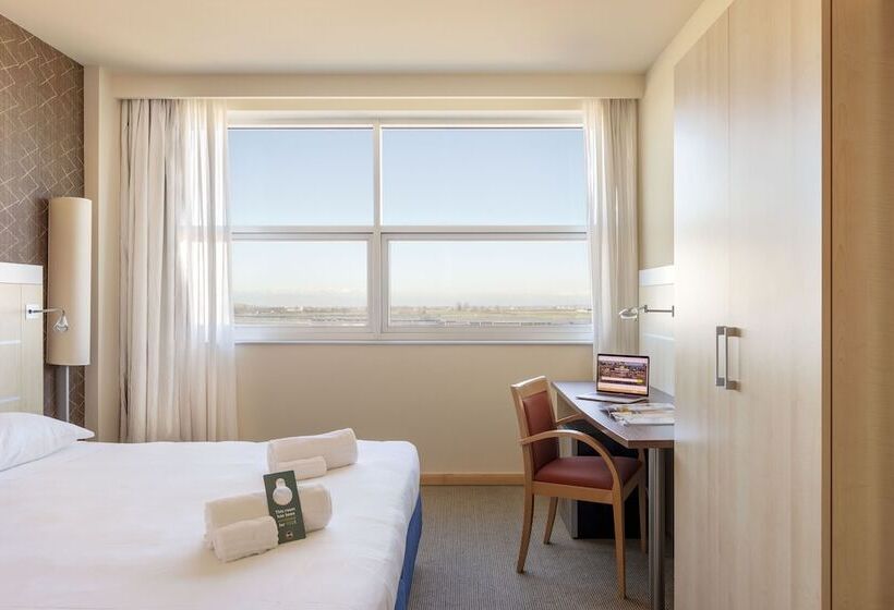 Номер Стандарт, B&b Hotel Cherasco Langhe