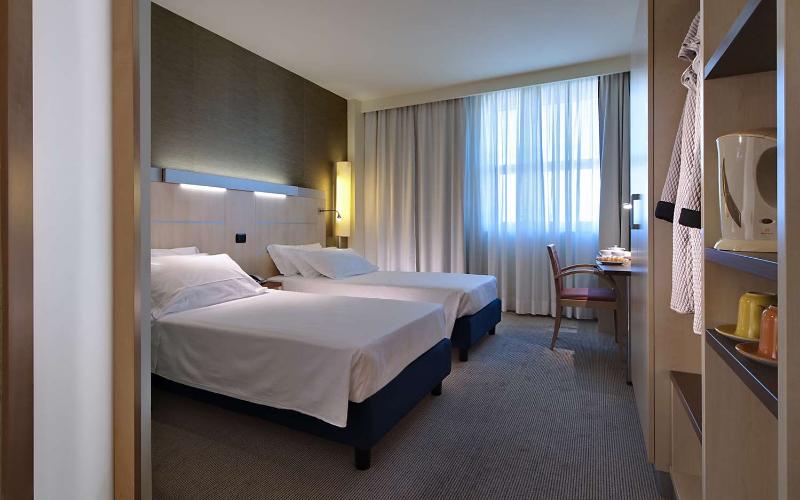 Номер Стандарт, B&b Hotel Cherasco Langhe