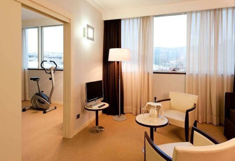Люкс, Italiana Hotels Cosenza