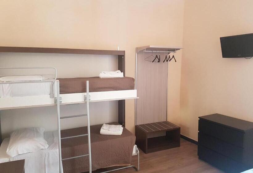 اتاق استاندارد یک نفره, Le Tre Stazioni