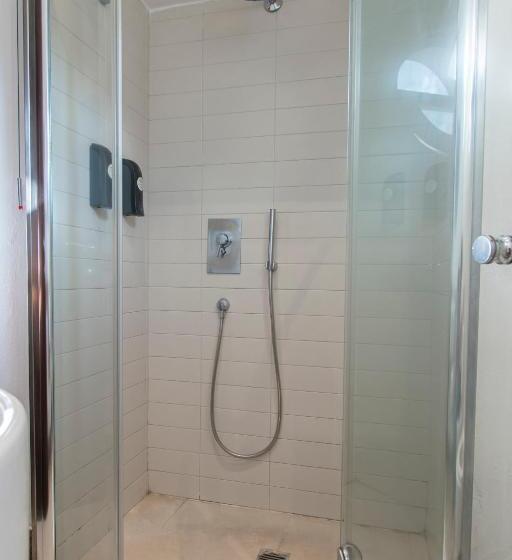 Трехместный Номер Классика, Marina 10 Design Hotel & Spa