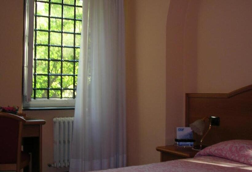 Номер Стандарт Трехместный, Villa Fieschi