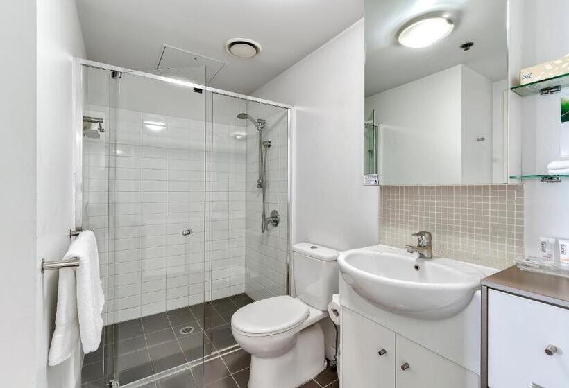 Апартаменты 2 Спальни, Flynn Brisbane