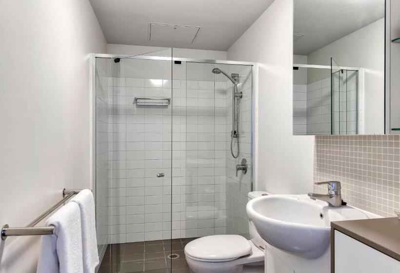 Апартаменты 2 Спальни, Flynn Brisbane