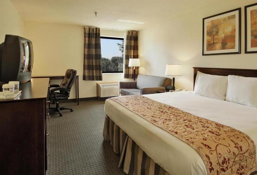Стандартный Номер Кровать Кинг, Ramada By Wyndham Bettendorf