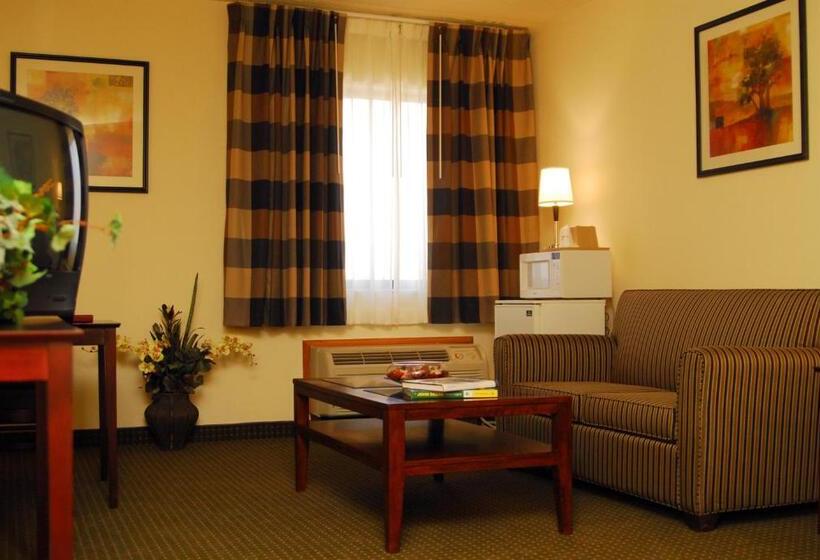 Люкс, Ramada By Wyndham Bettendorf