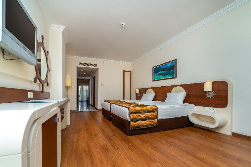 اتاق خانوادگی, Transatlantik Hotel & Spa