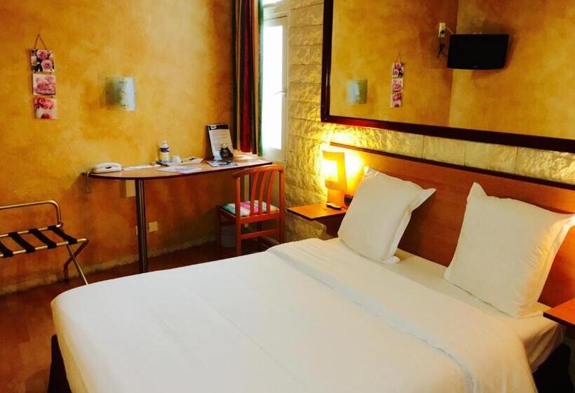 חדר קומפורט, Hôtel Bosquet Pau Centre