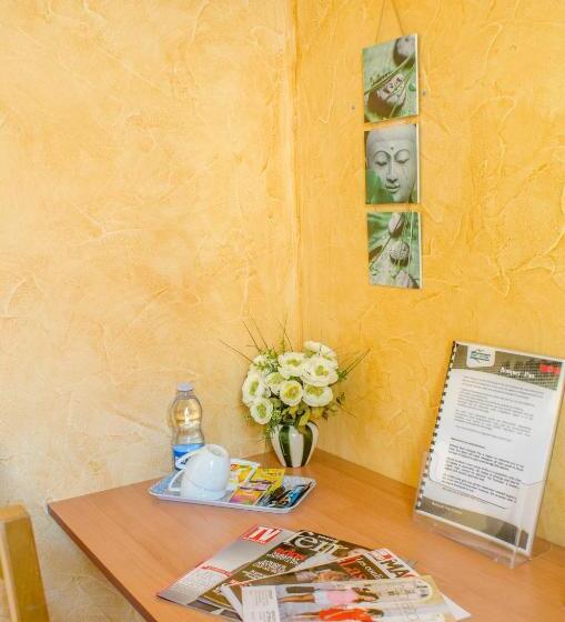 חדר קומפורט, Hôtel Bosquet Pau Centre