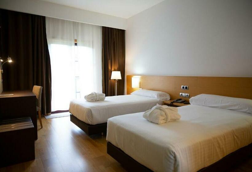 Номер Стандарт, Iberik Augas Santas Balneario & Golf