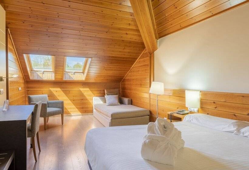 Номер Стандарт, Iberik Augas Santas Balneario & Golf