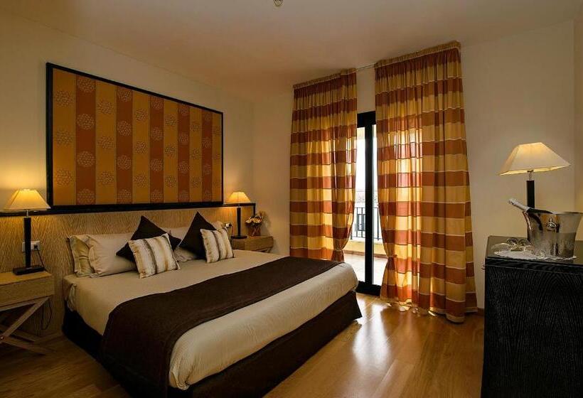 Люкс, Mahara Hotel & Wellness